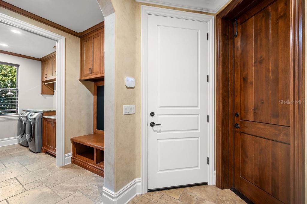 KEENES POINTE - Residential