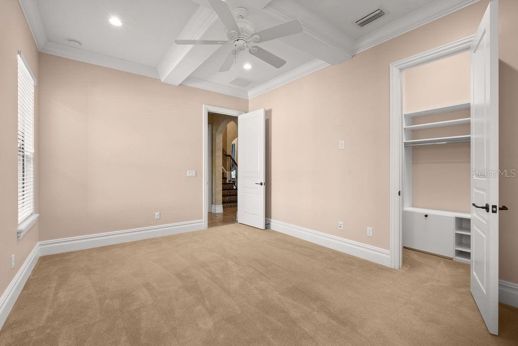 KEENES POINTE - Residential