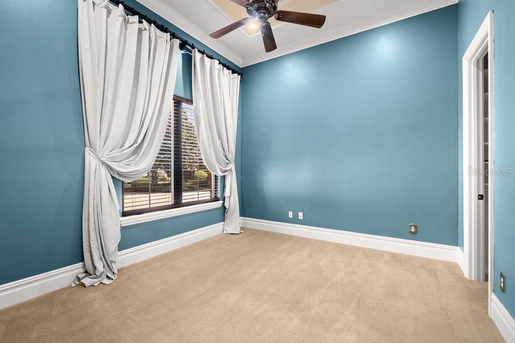 KEENES POINTE - Residential