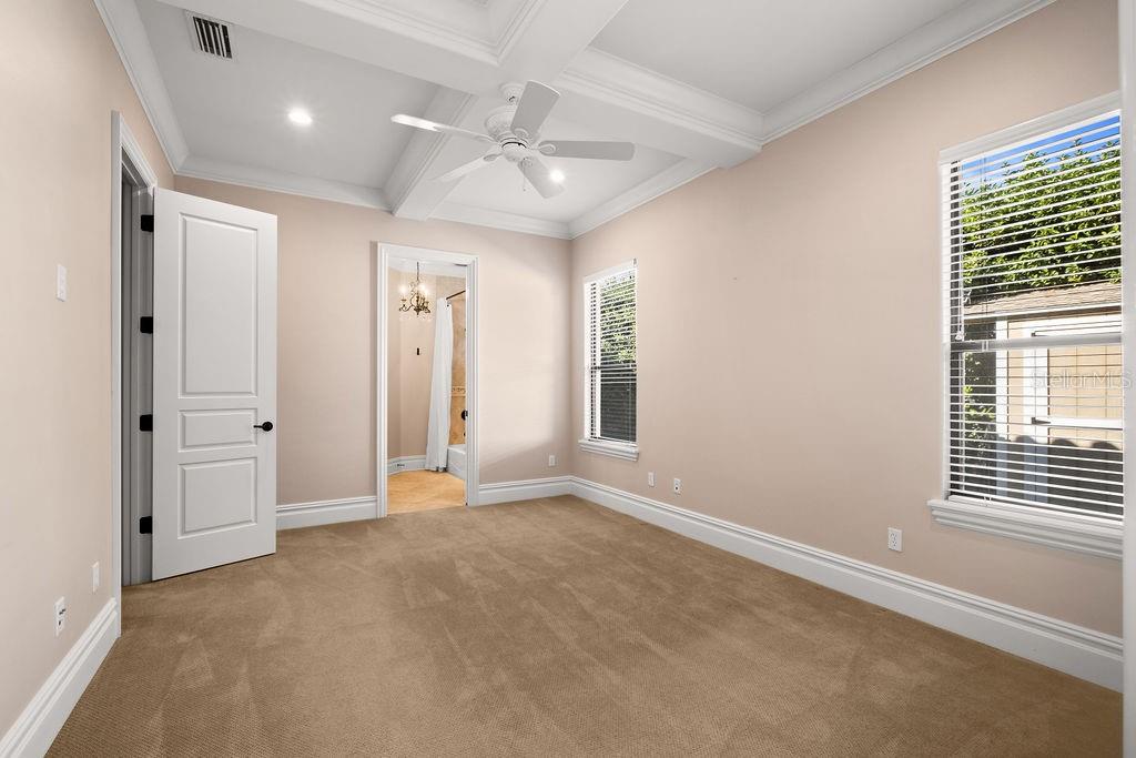 KEENES POINTE - Residential