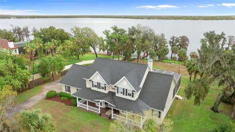 Photo of 10913 Brigann Yard Way, Thonotosassa, FL 33592 (MLS # TB8479239)