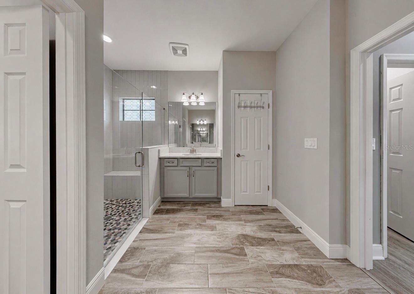 TRIPLE CREEK - Residential