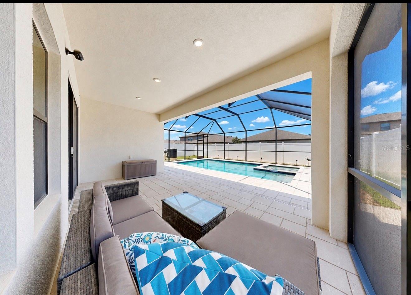TRIPLE CREEK - Residential