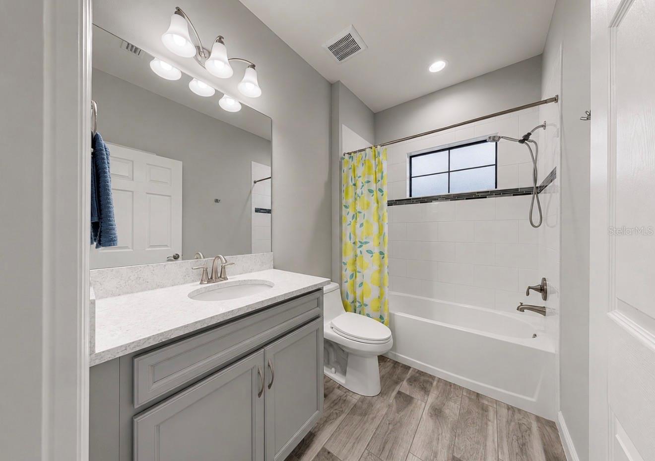 TRIPLE CREEK - Residential