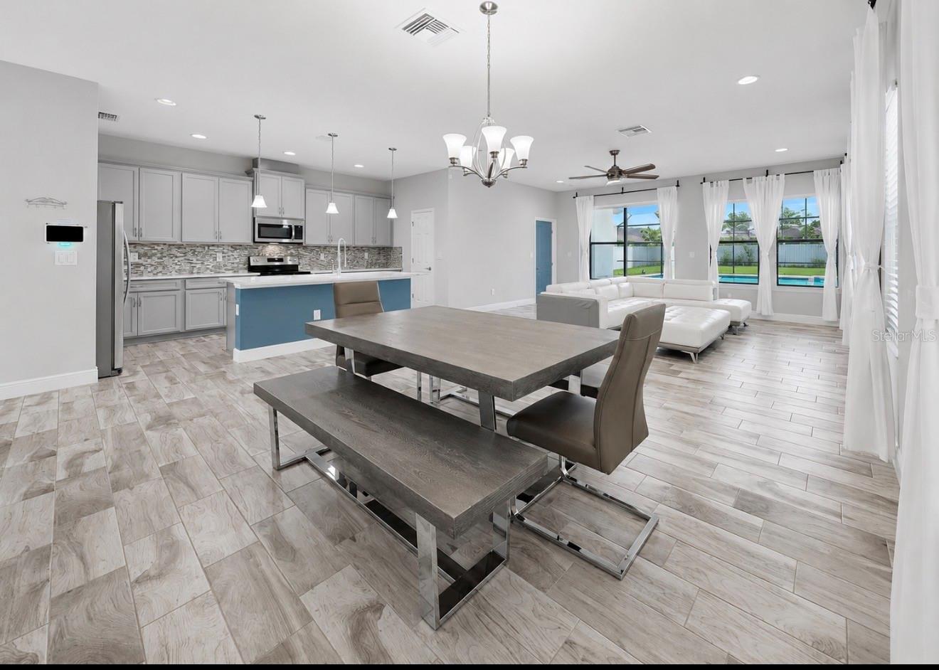 TRIPLE CREEK - Residential