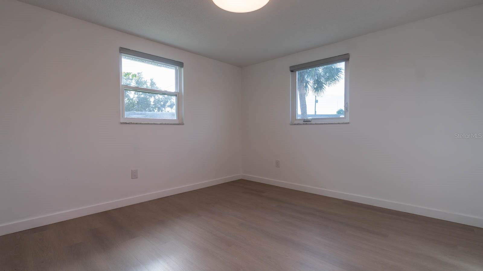 PHILLIPE GARDENS - Residential Income