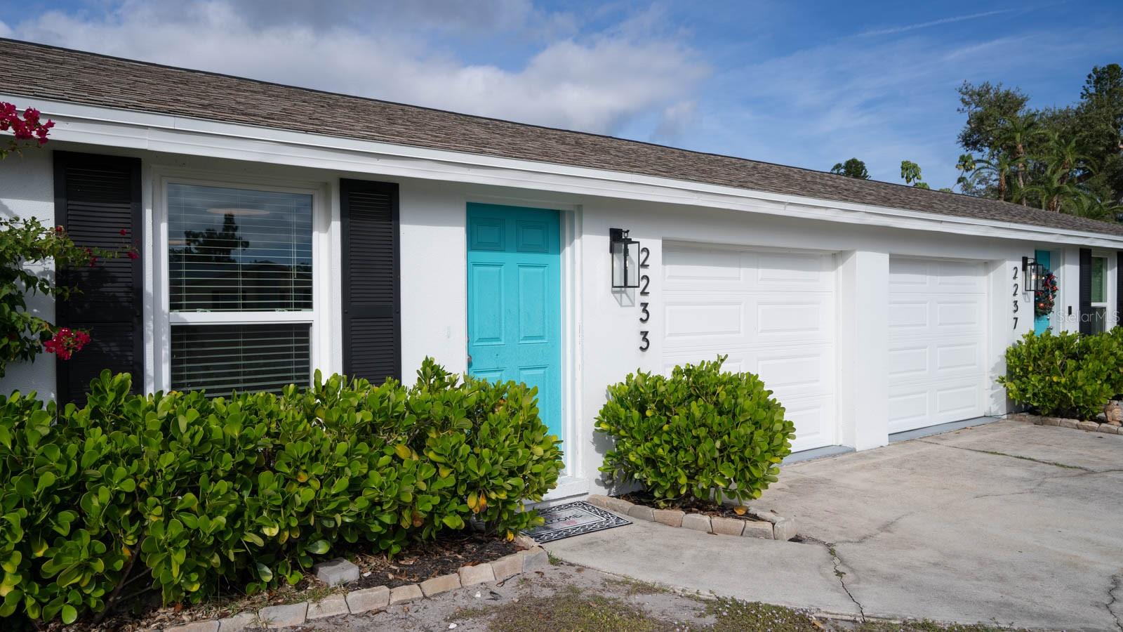 PHILLIPE GARDENS - Residential Income