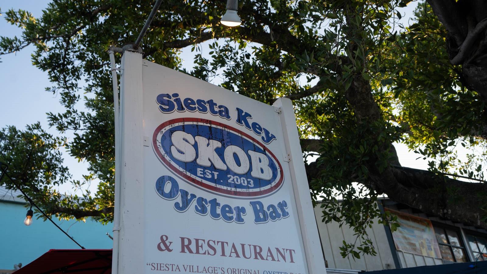 PHILLIPE GARDENS - Residential Income