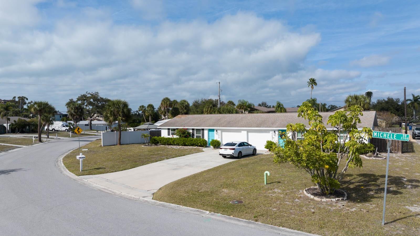 PHILLIPE GARDENS - Residential Income