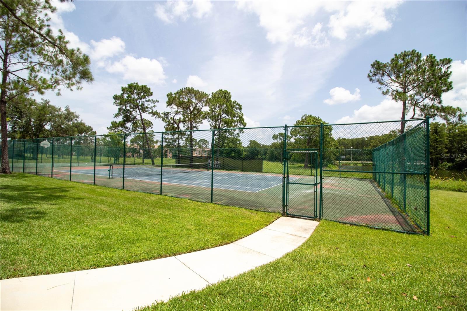 AUDUBON VILLAS AT HUNTERS CREEK CONDO - Residential