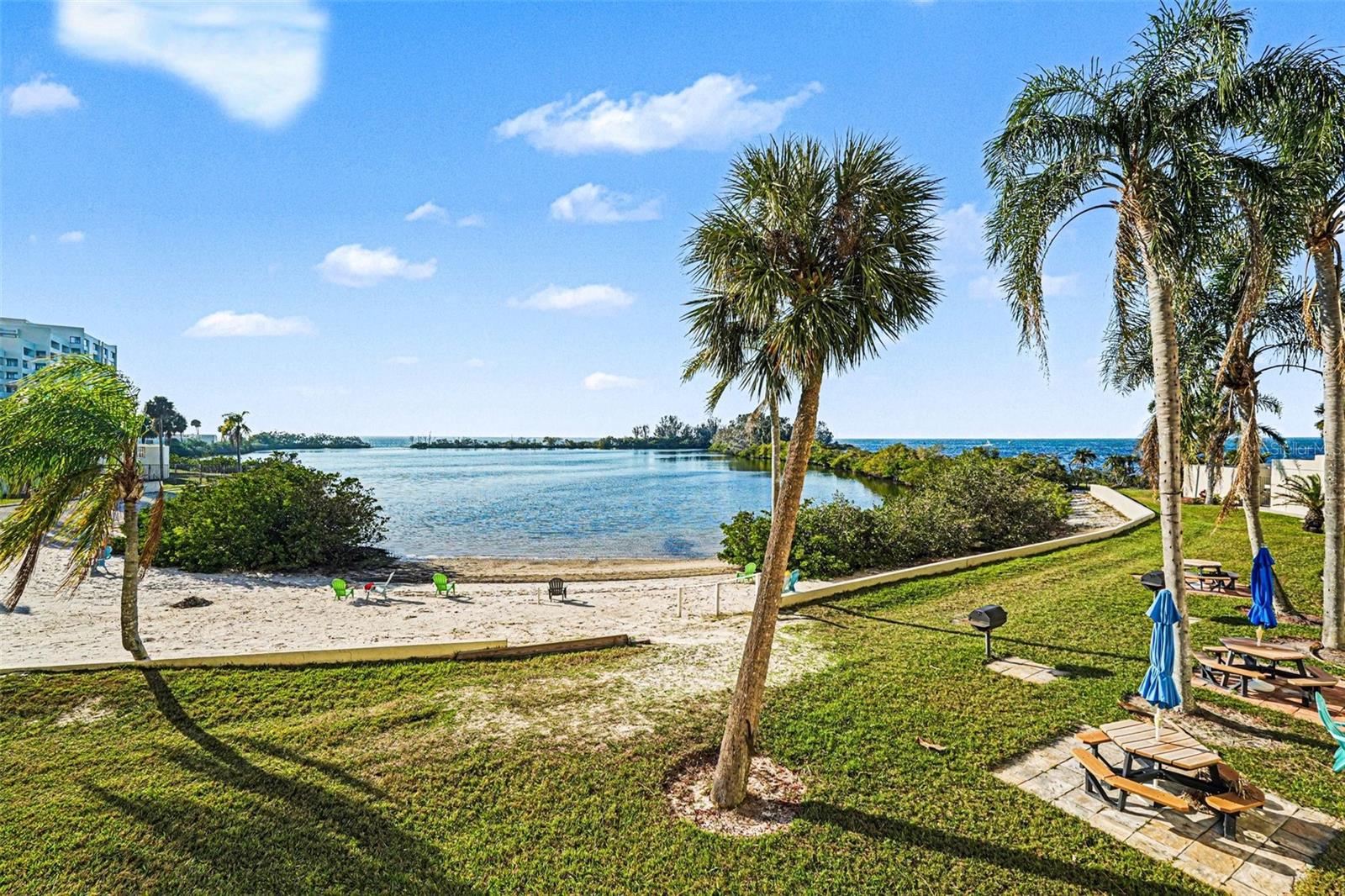 GULF ISLAND BEACH TENNIS - Residential