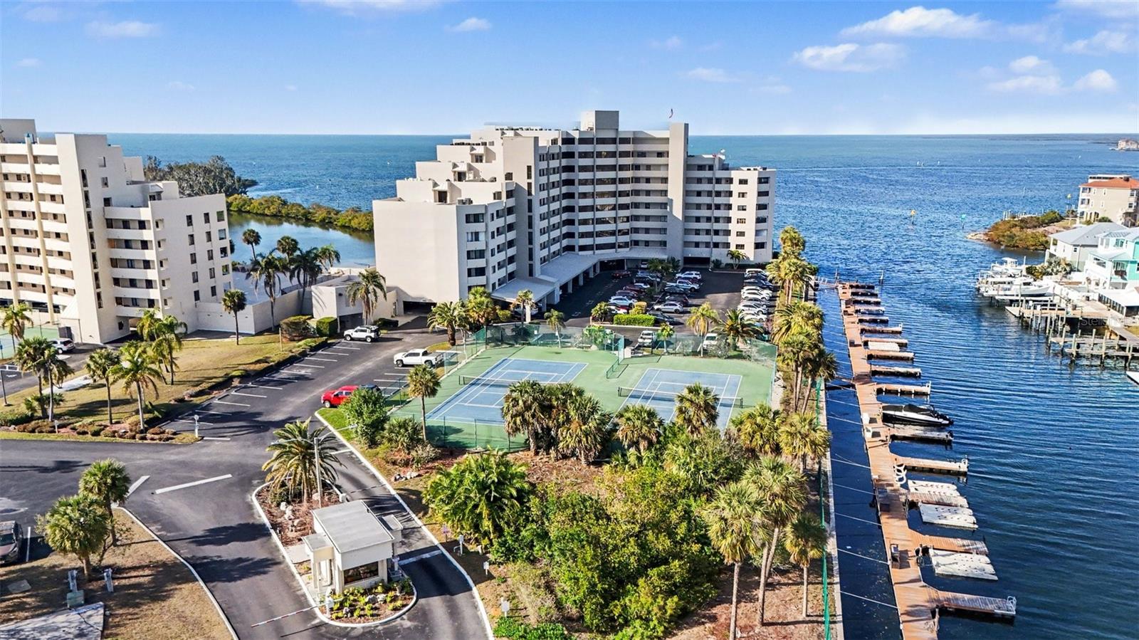 GULF ISLAND BEACH TENNIS - Residential