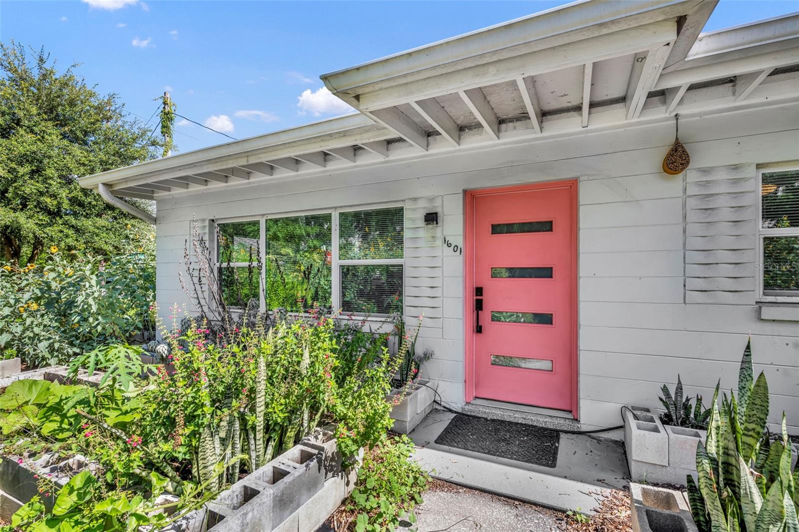 1601 TRIANGLE AVENUE