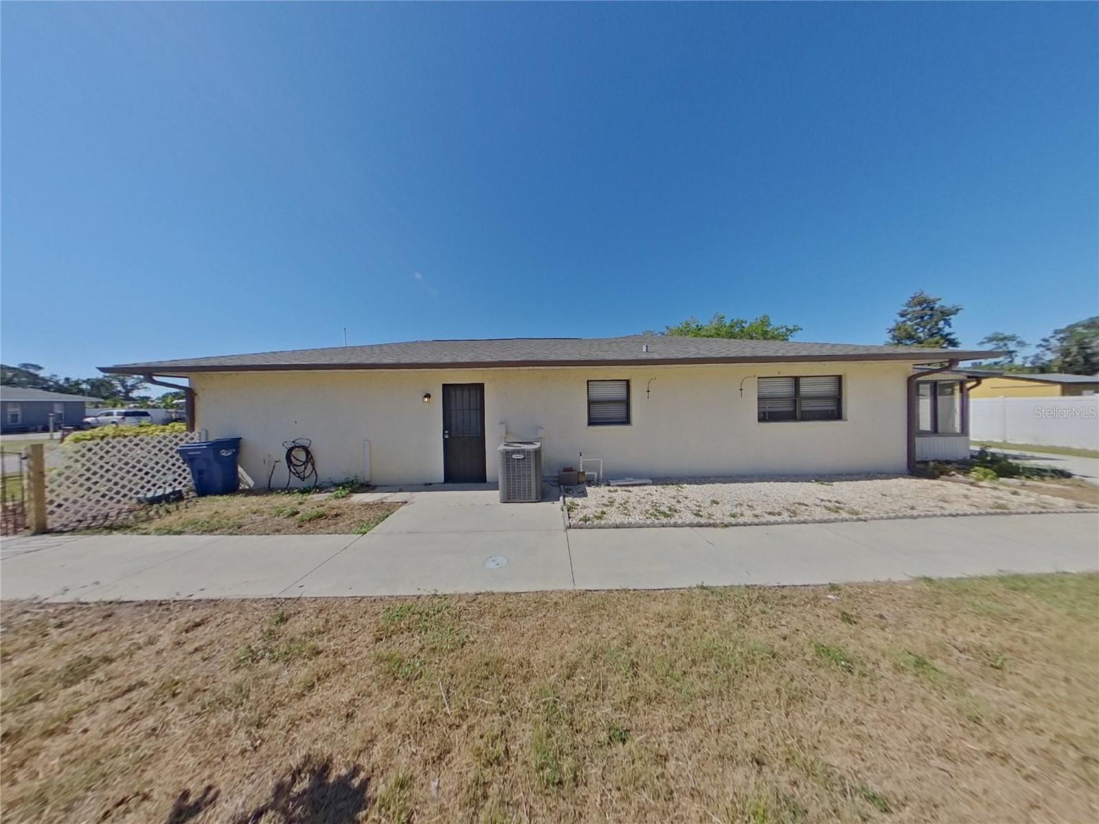 LOVESKY PARK - Residential Lease