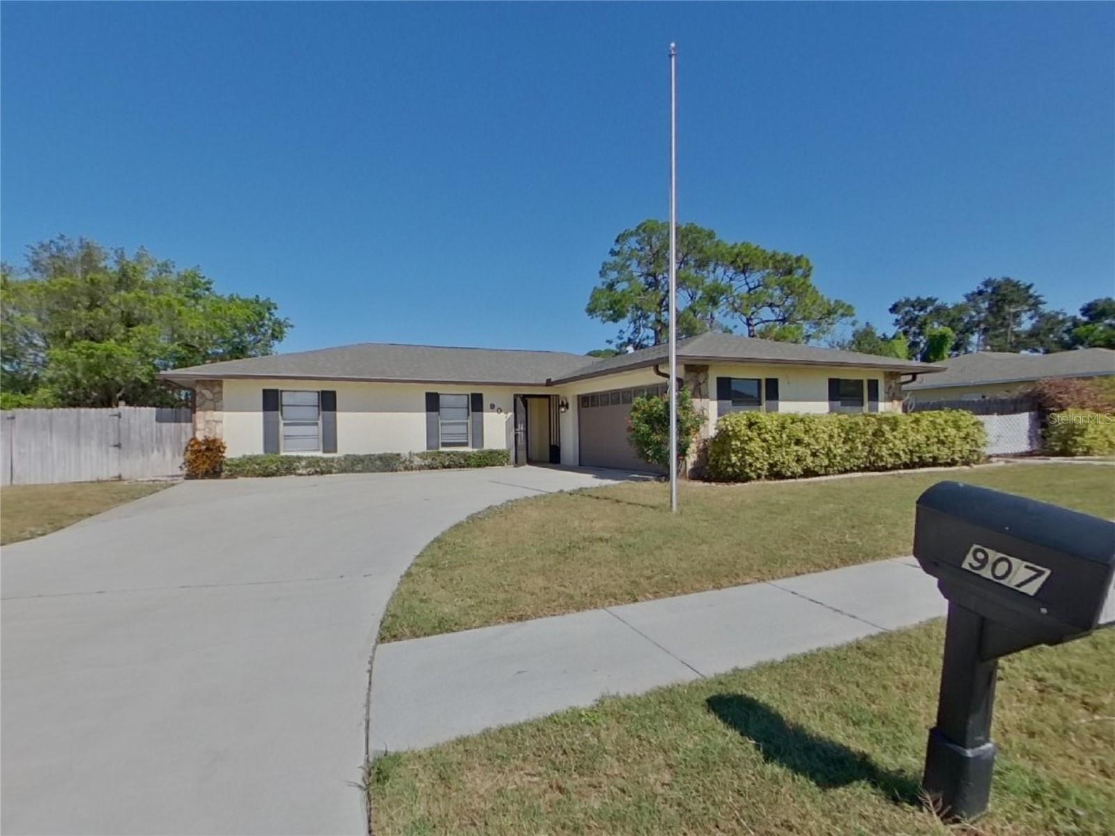 LOVESKY PARK - Residential Lease