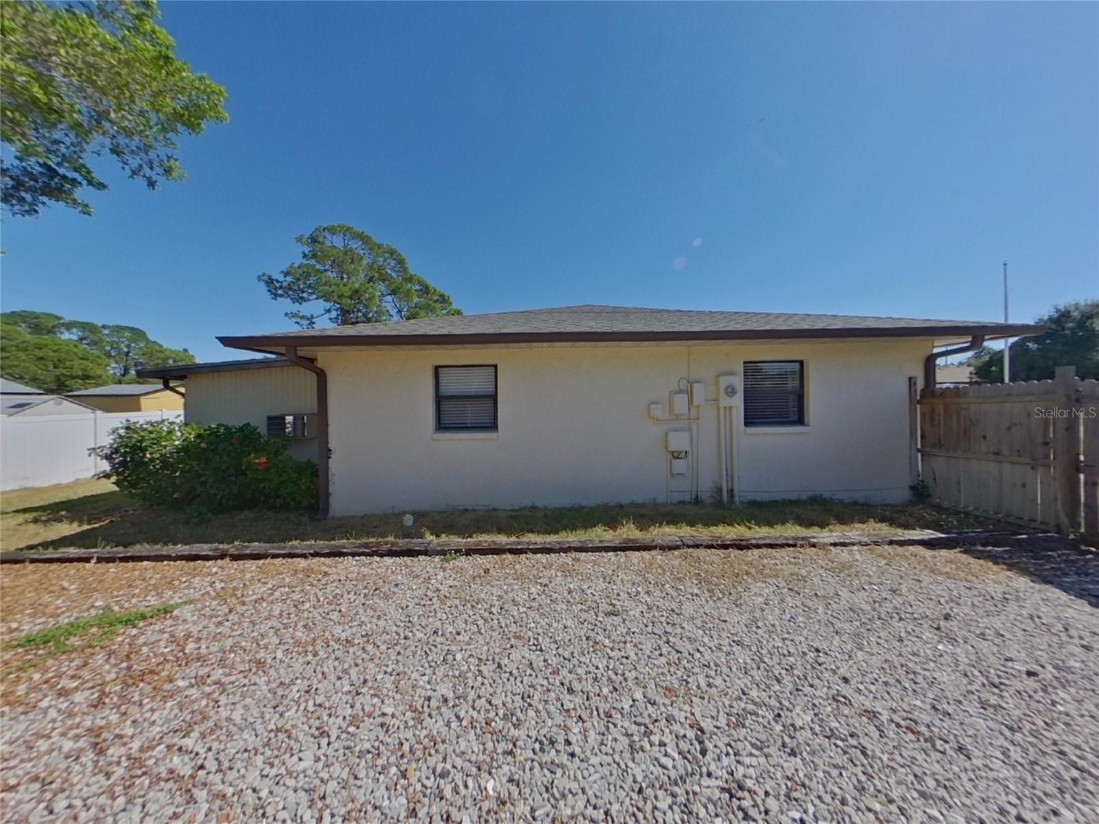 LOVESKY PARK - Residential Lease