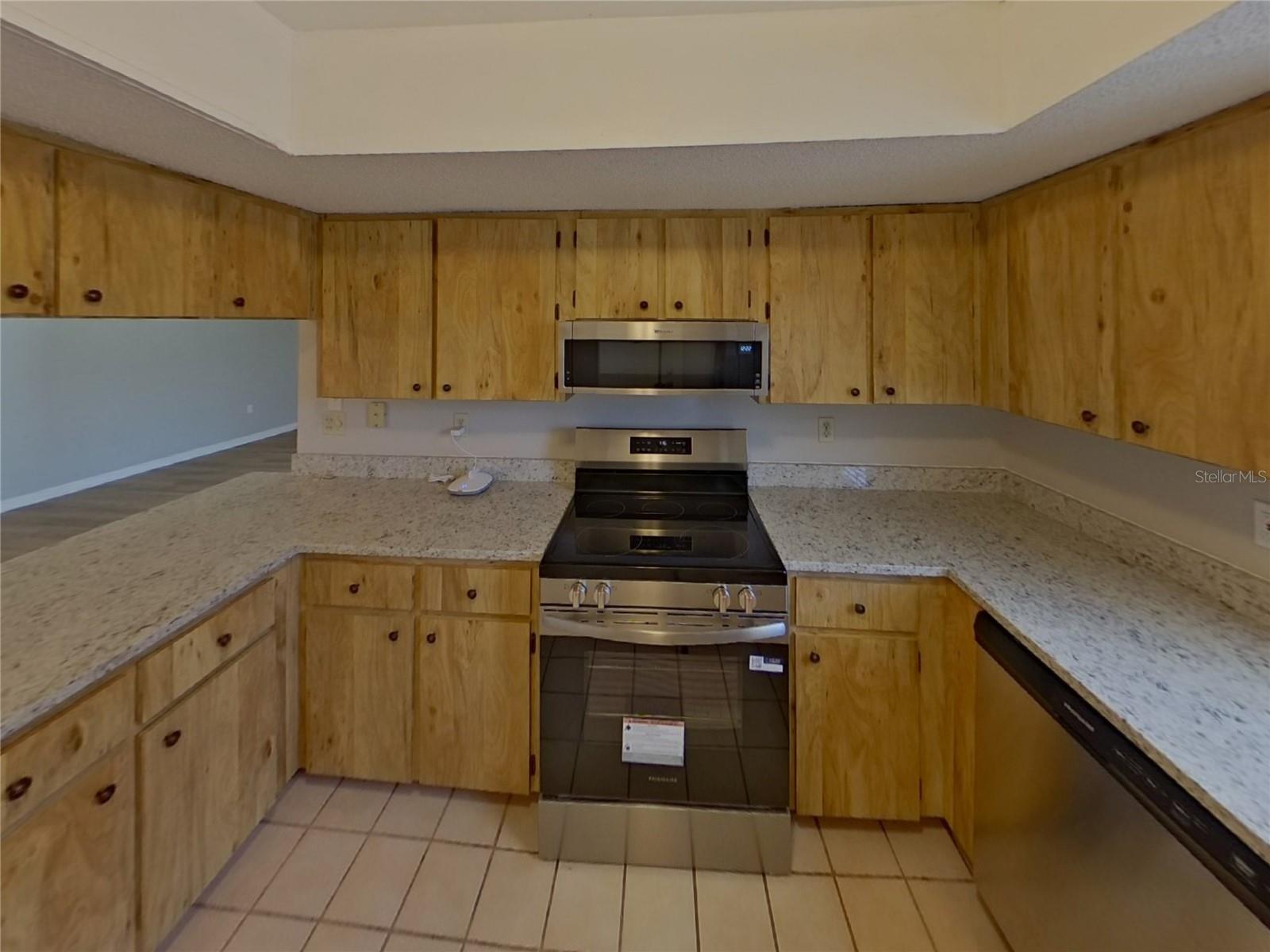 LOVESKY PARK - Residential Lease