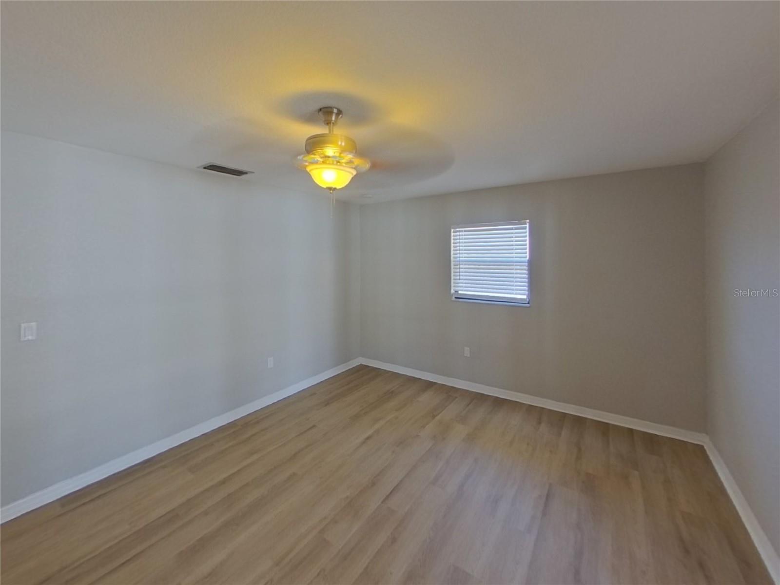 LOVESKY PARK - Residential Lease