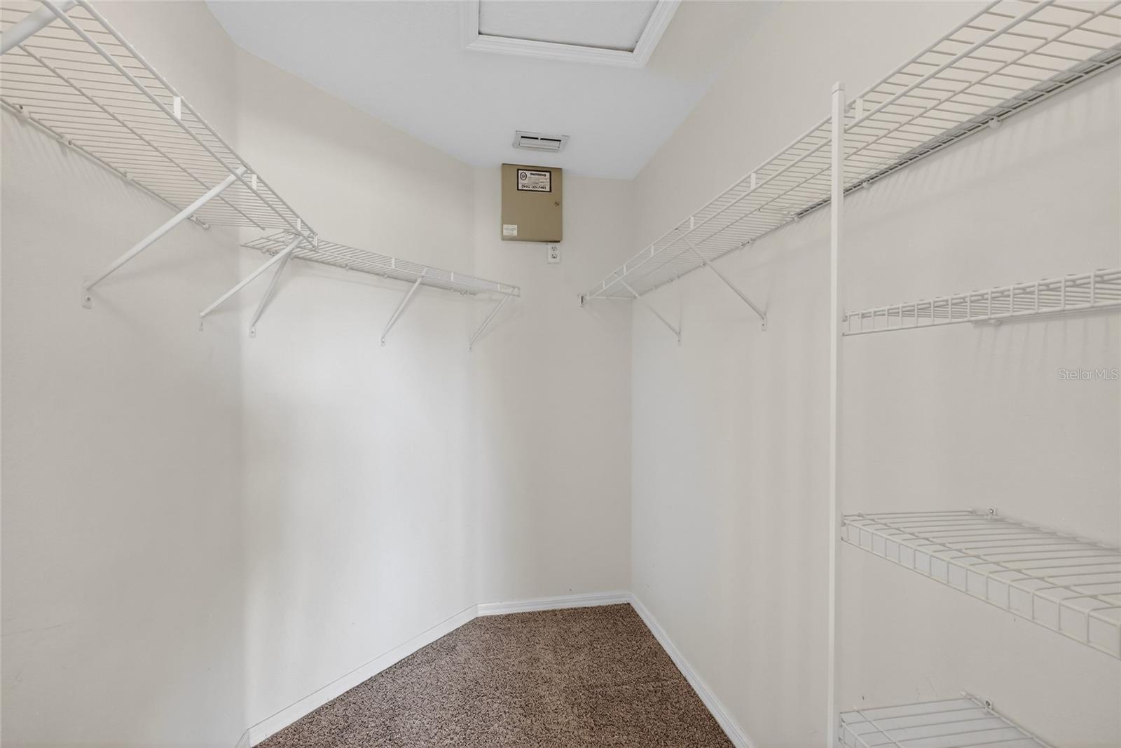 KINGSFIELD PH V - Residential