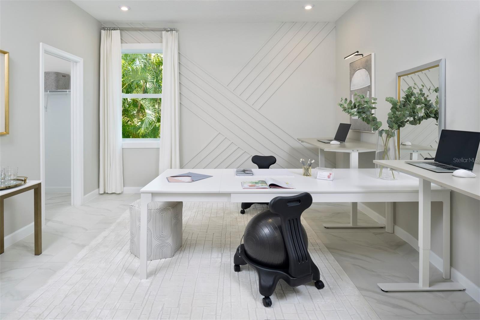 SUNSTONE LAKESIDE AT WELLEN PARK - Residential