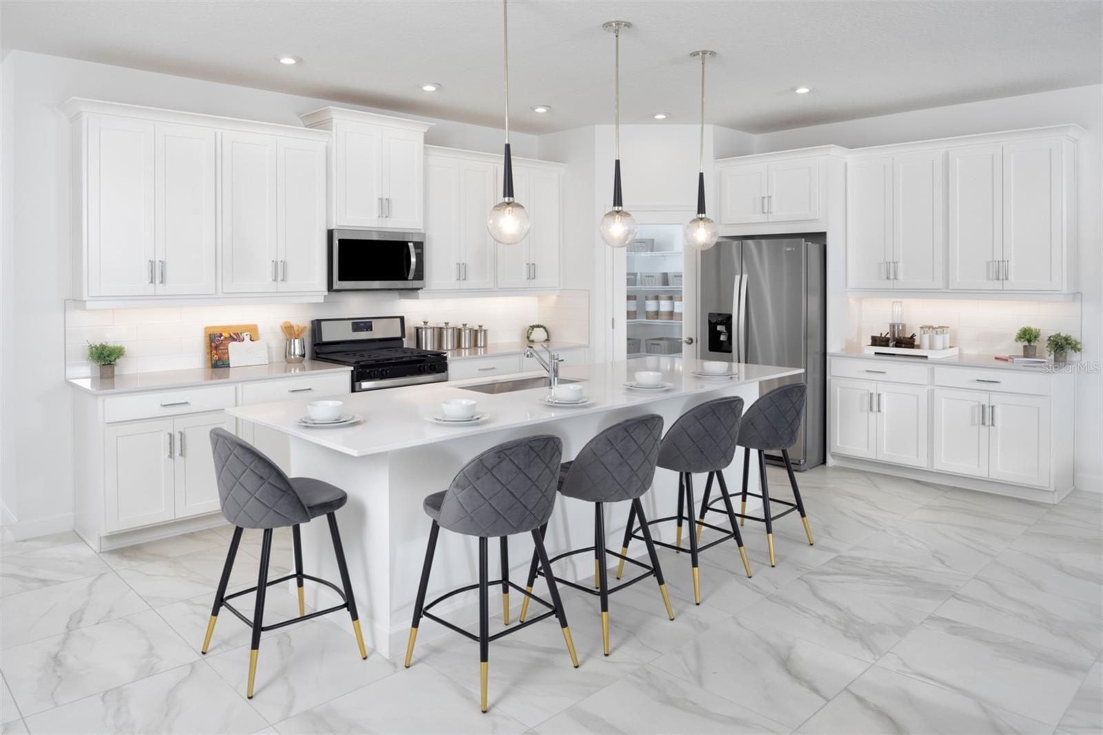 SUNSTONE LAKESIDE AT WELLEN PARK - Residential