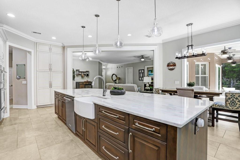 WESTCHASE SEC 371 - Residential