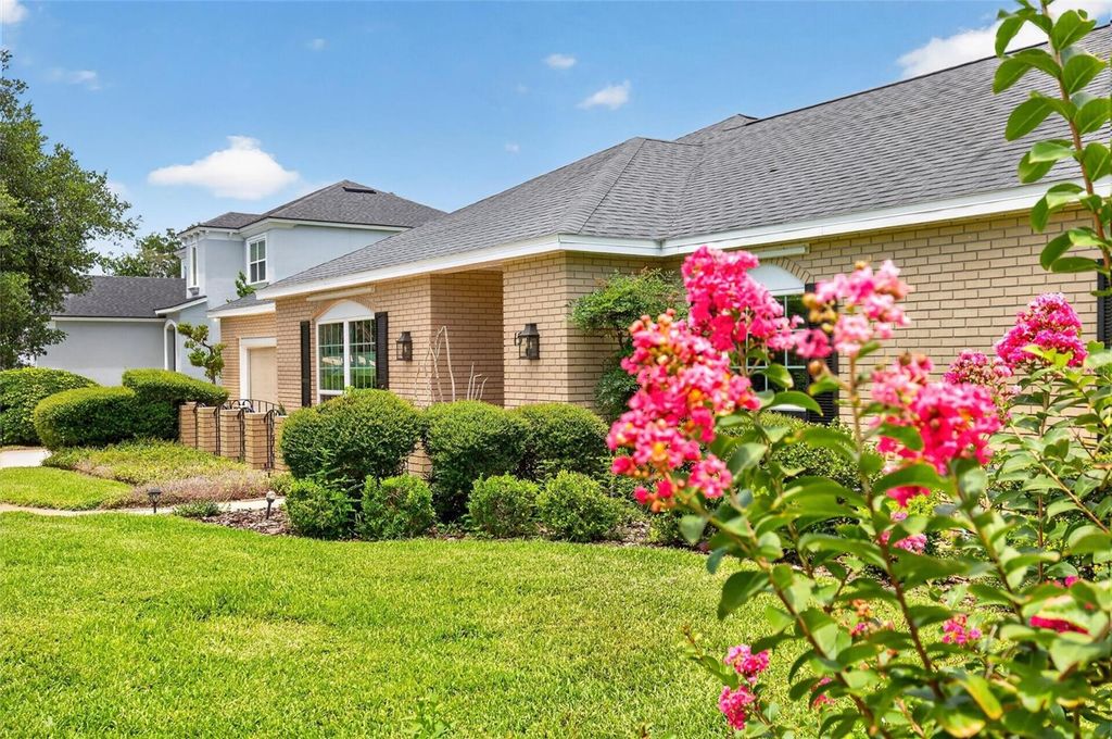 Photo of 15 Oakmont Circle, Ormond Beach, FL 32174 (MLS # V4949969)