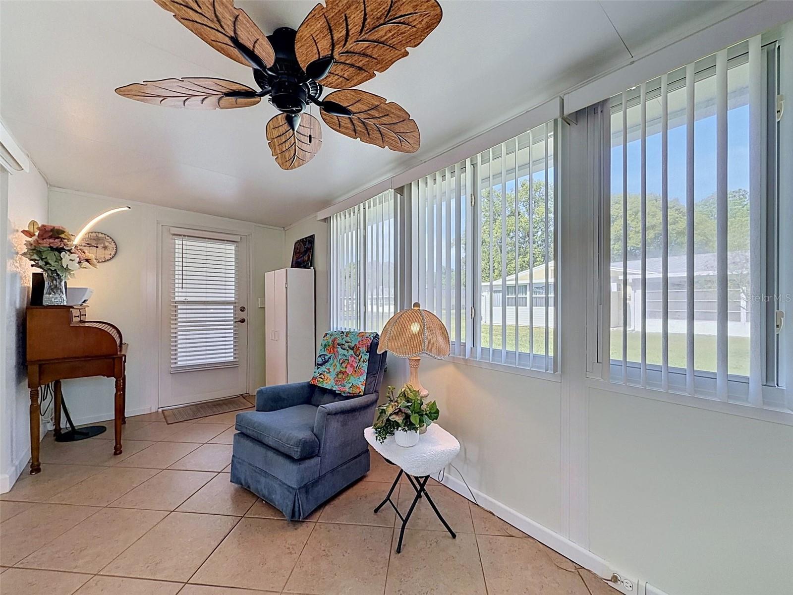 PARADISE POINTE WEST GR 05 - Residential
