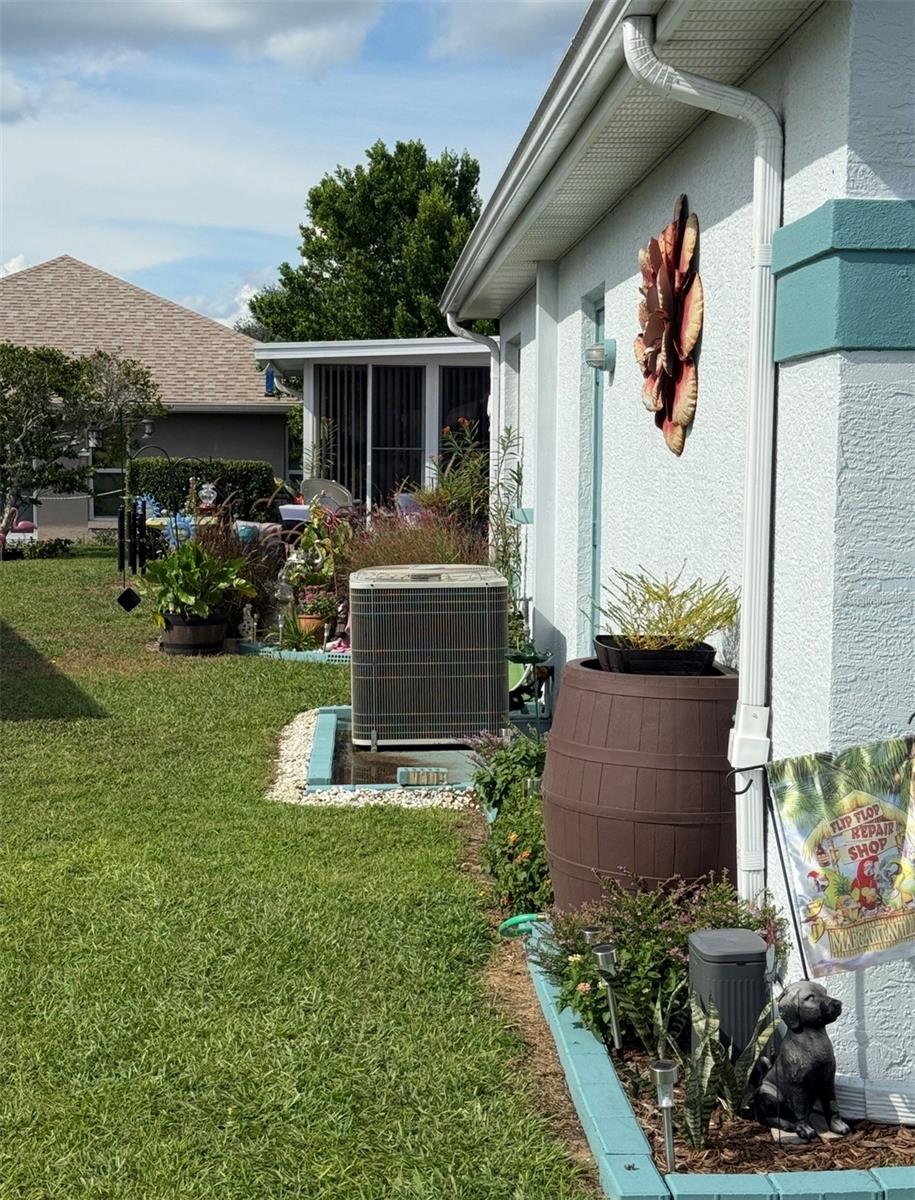 Photo of 10440 S Clint Loop, Floral City, FL 34436 (MLS # G5118212)