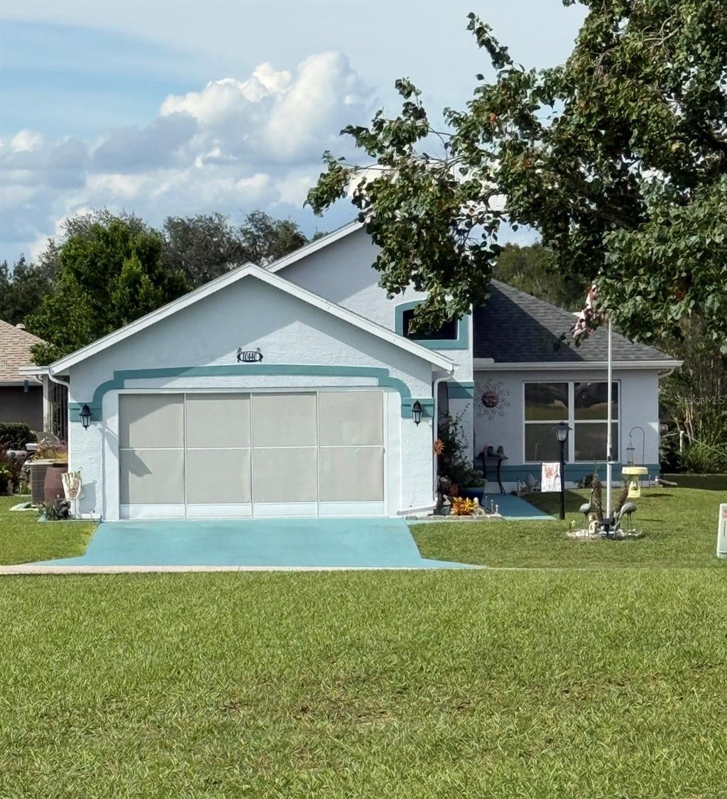 Photo of 10440 S Clint Loop, Floral City, FL 34436 (MLS # G5118212)