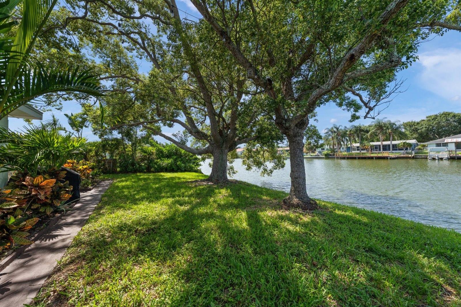 4114 SUNRAY DRIVE