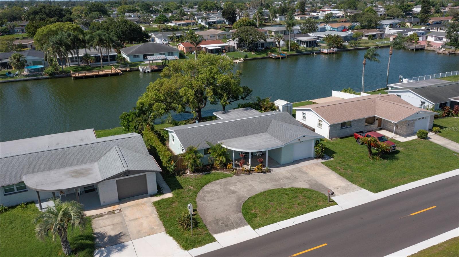 4114 SUNRAY DRIVE