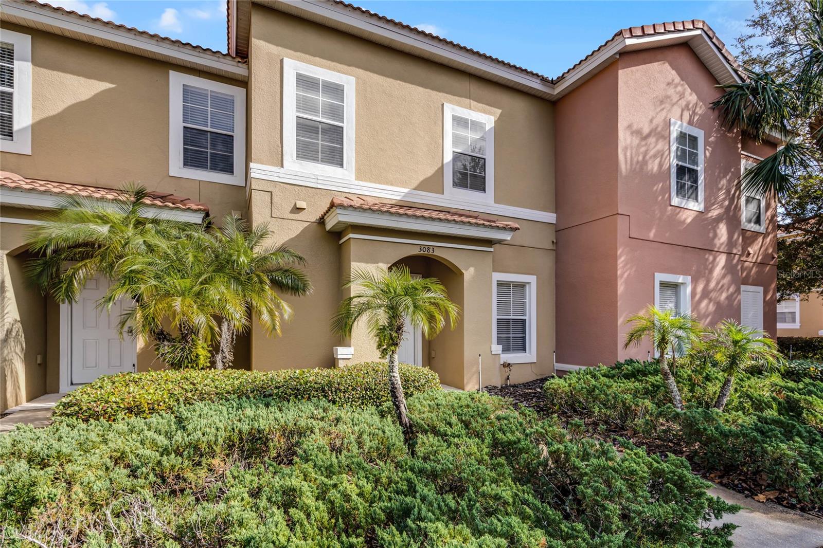 3083 YELLOW LANTANA LANE