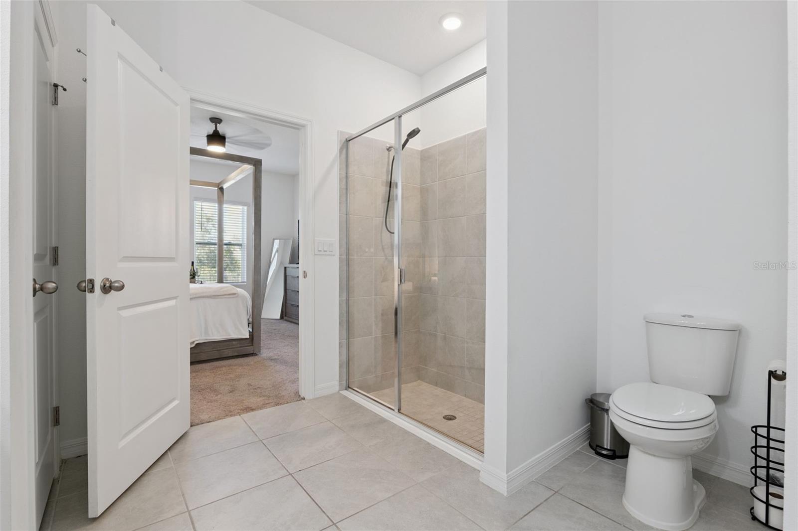 HAMPTON OAKS - Residential