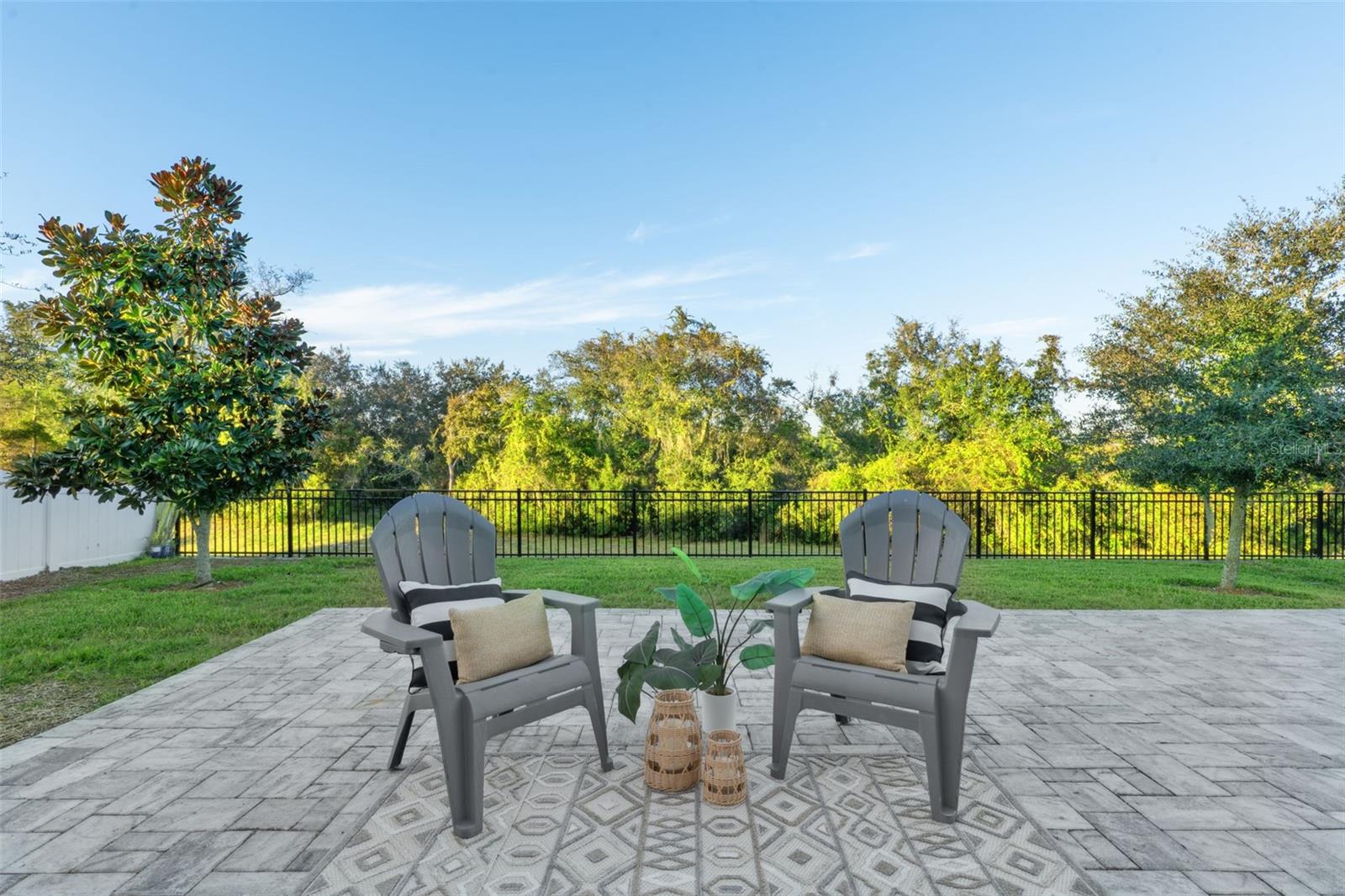 HAMPTON OAKS - Residential