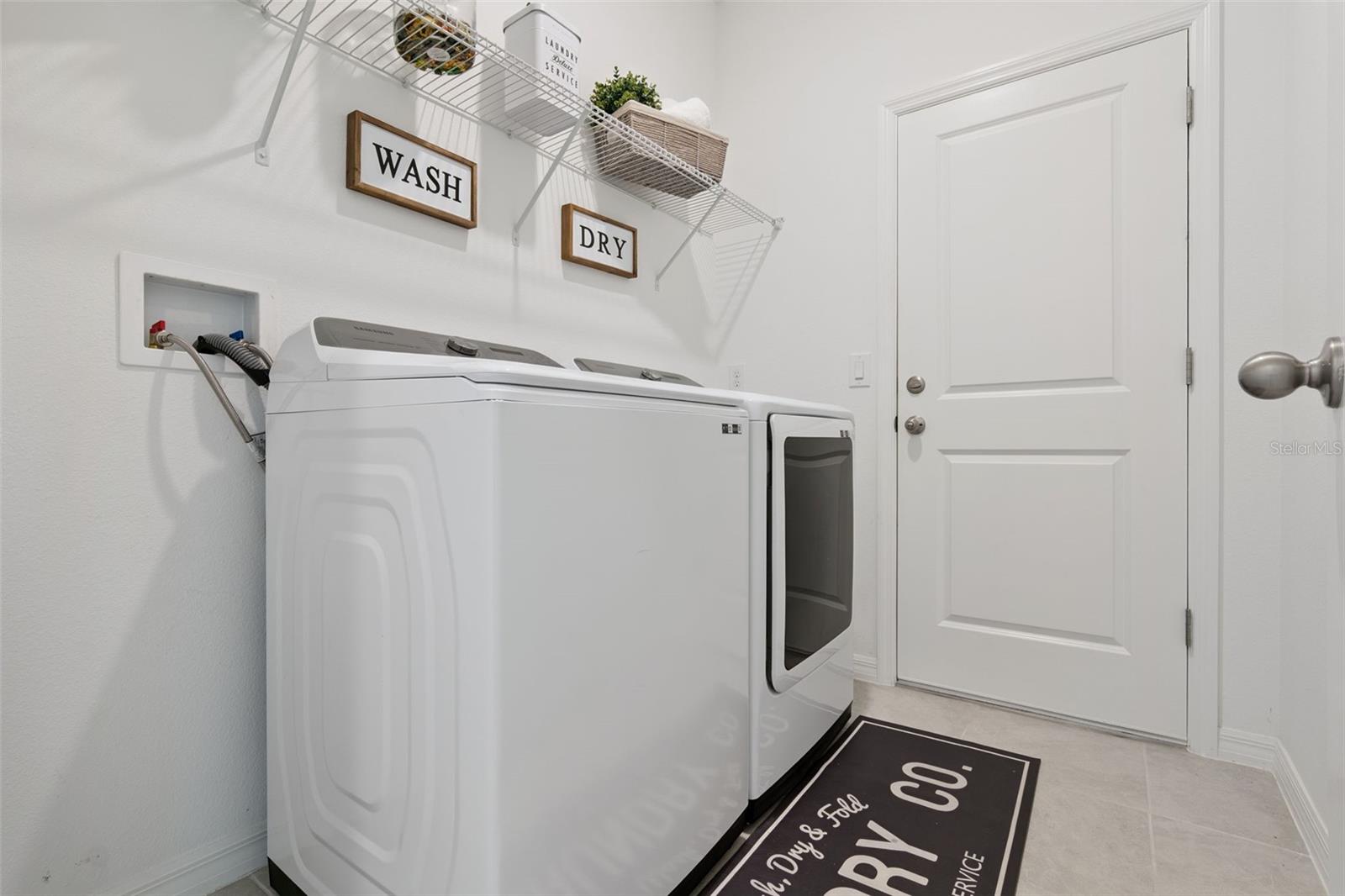 HAMPTON OAKS - Residential