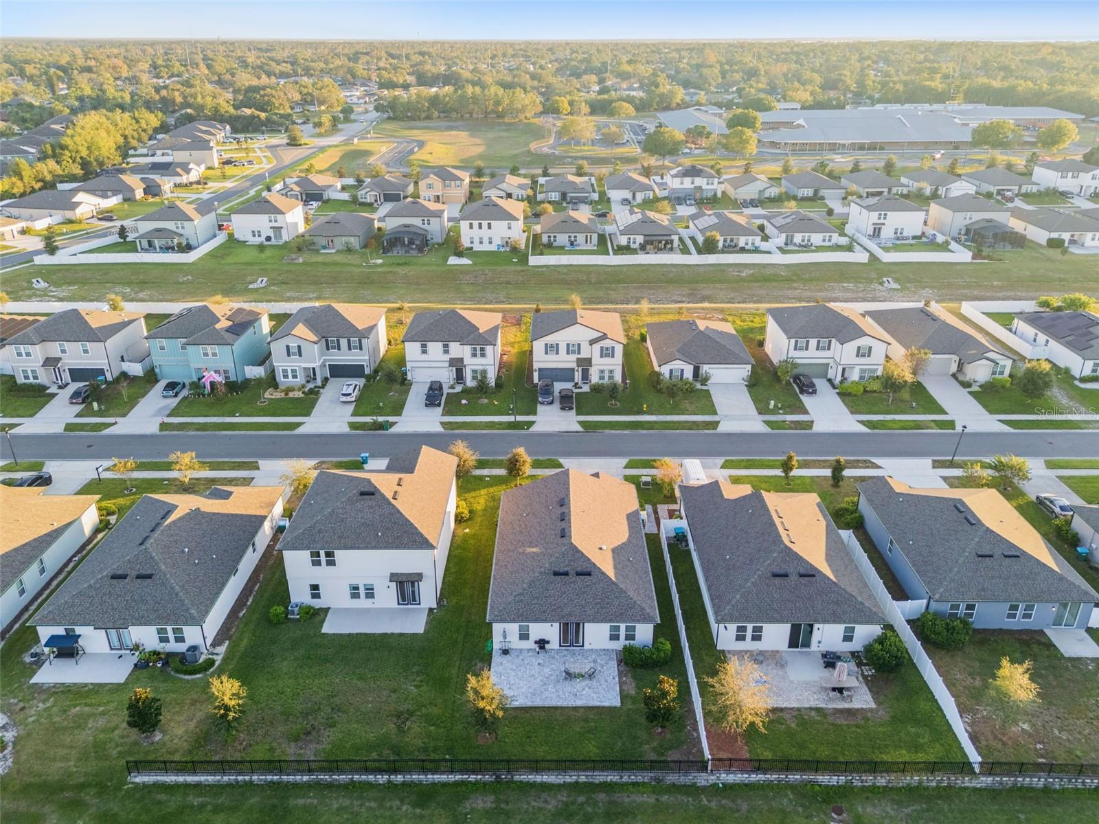 HAMPTON OAKS - Residential