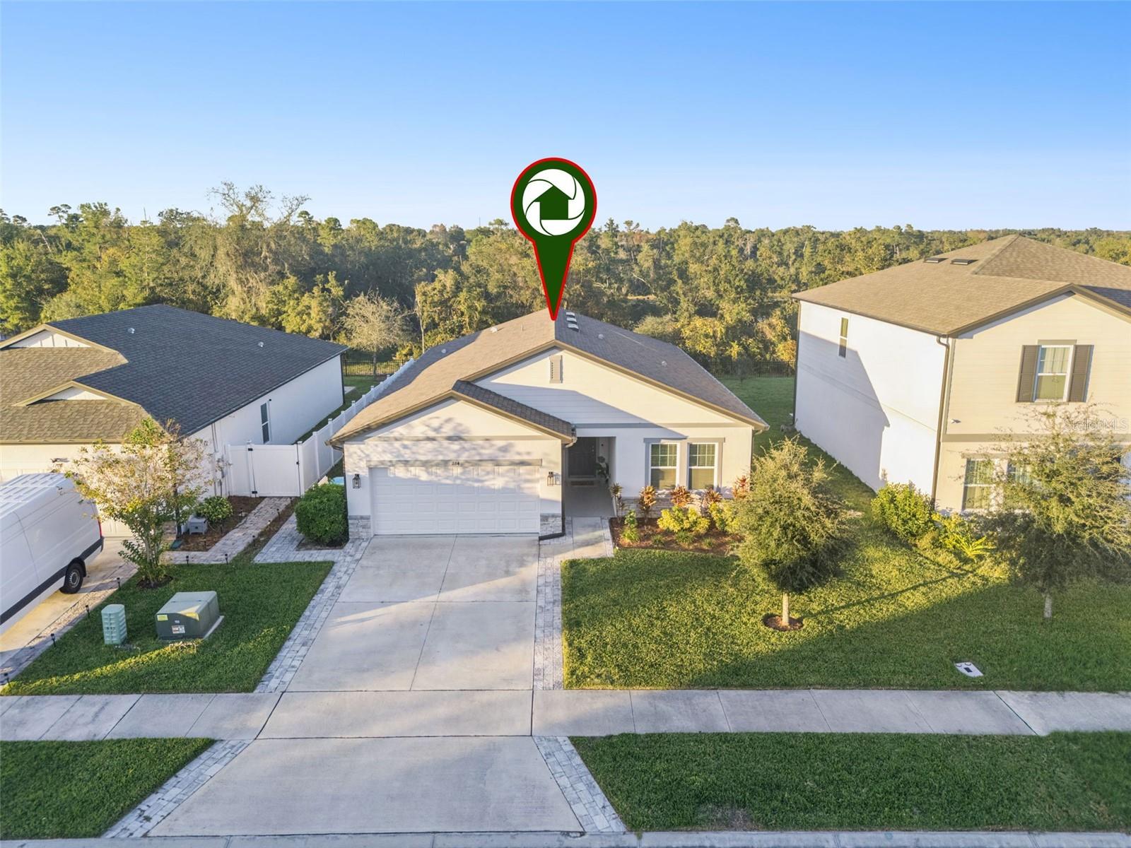 HAMPTON OAKS - Residential