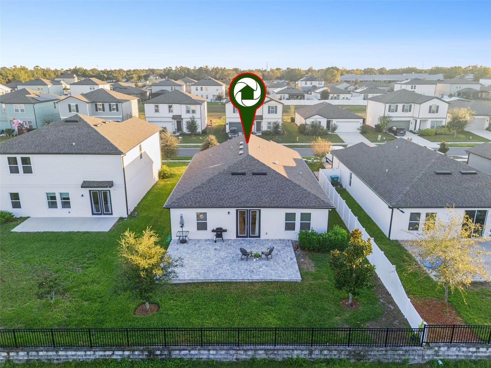 HAMPTON OAKS - Residential