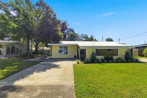 Photo of 4509 26th Avenue S, Tampa, FL 33619 (MLS # TB8432833)
