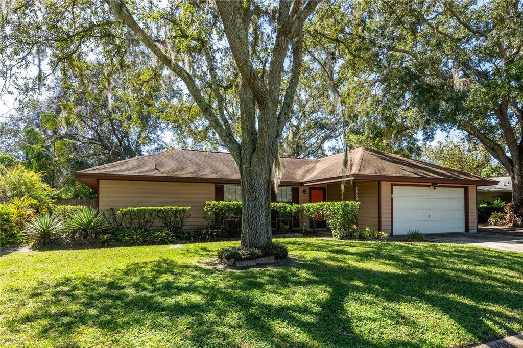 Photo of 2305 Forrest Crest Circle, Lutz, FL 33549 (MLS # TB8560036)