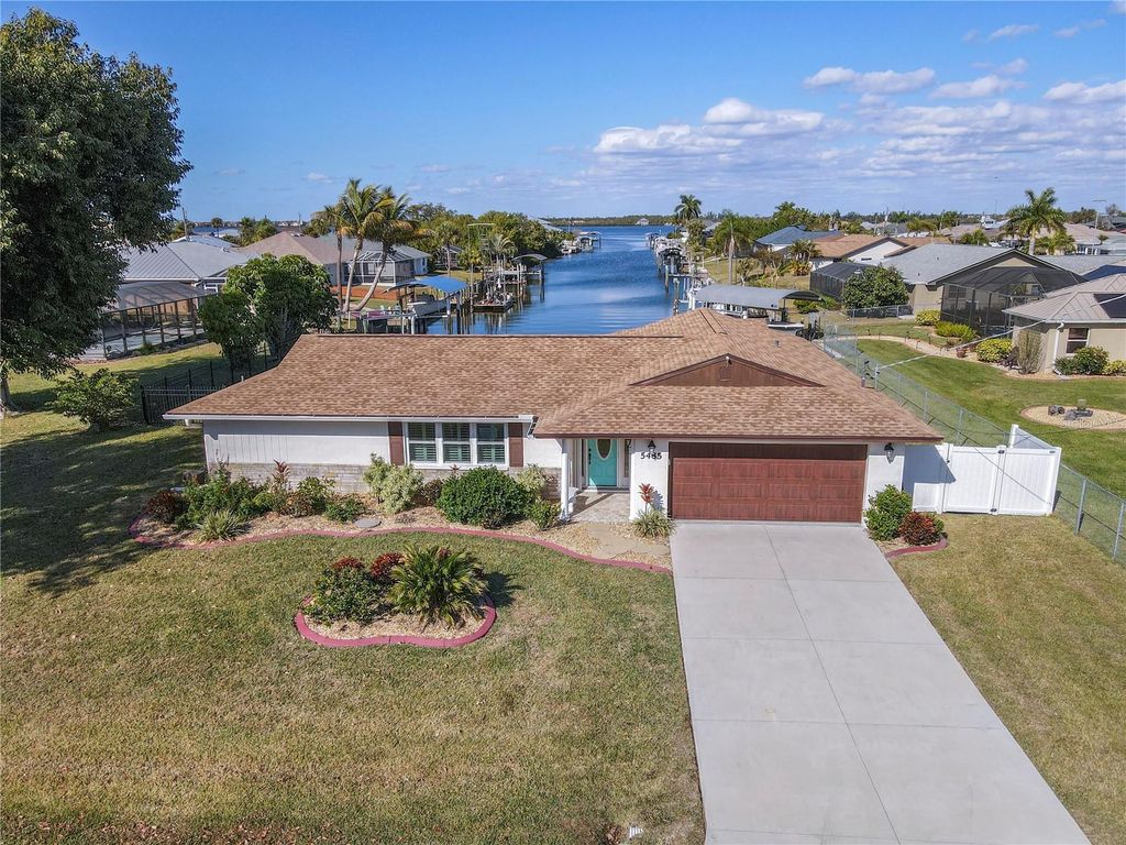 Photo of 5485 David Boulevard, Port Charlotte, FL 33981 (MLS # C7521087)