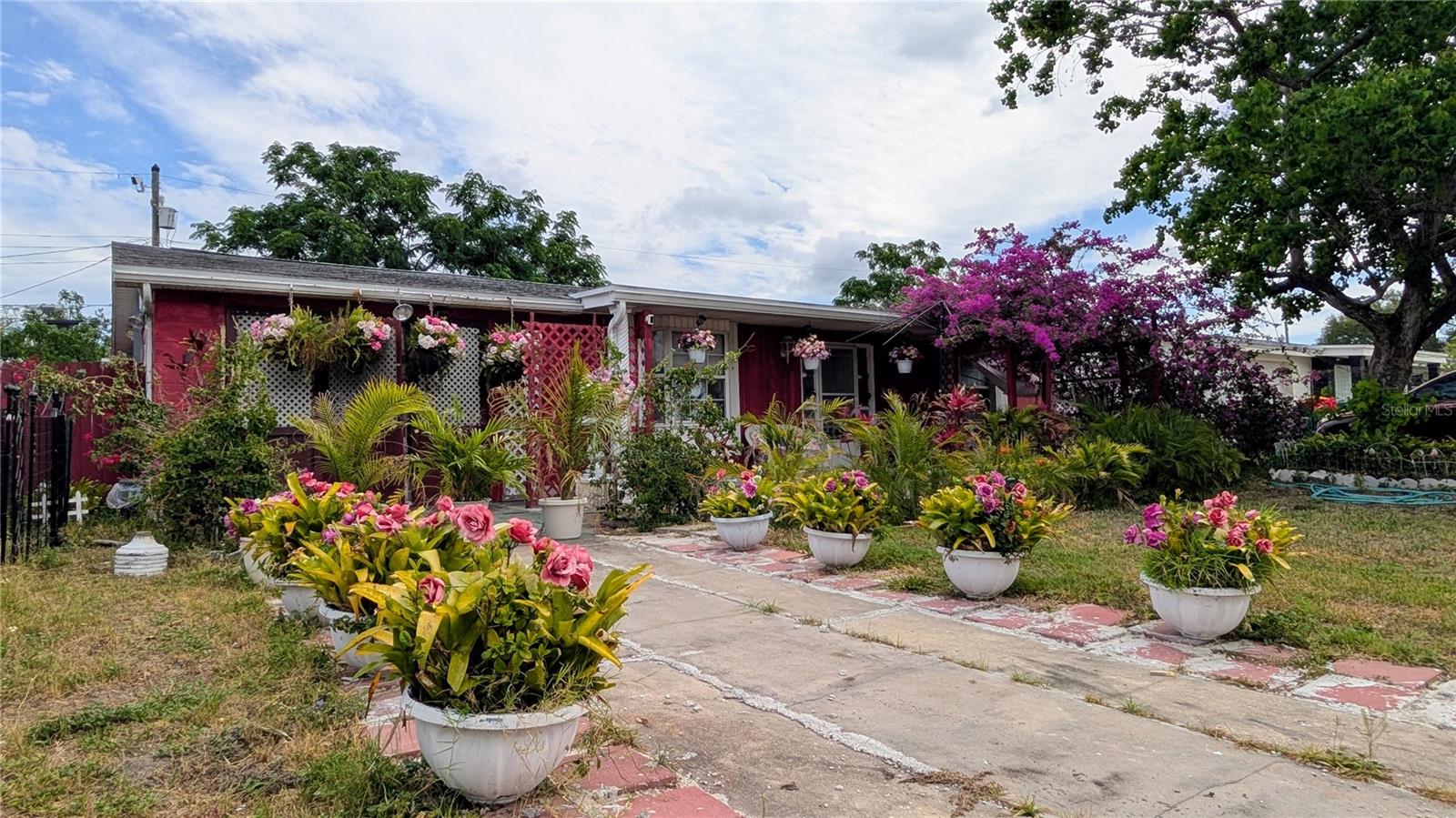 ORANGEWOOD VILLAGE - Residential