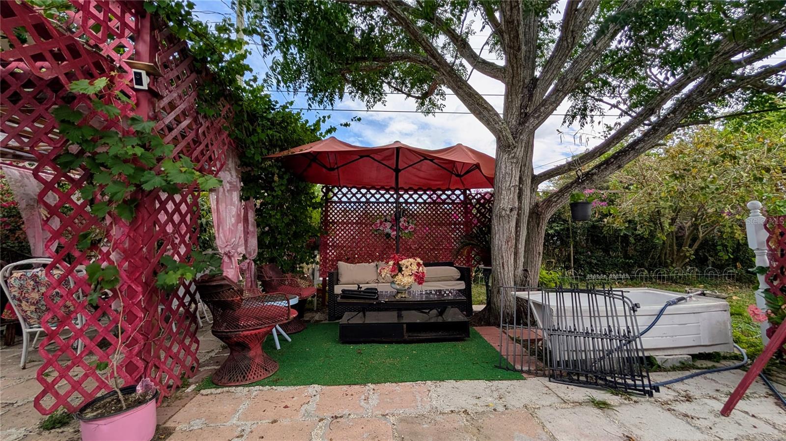 ORANGEWOOD VILLAGE - Residential