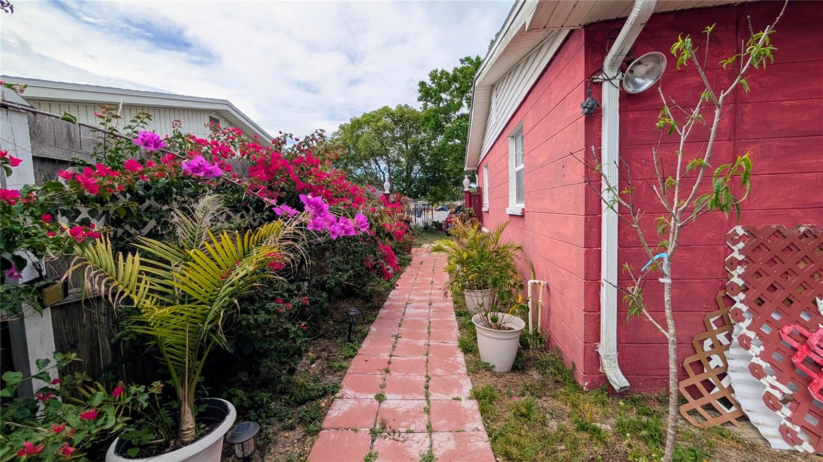 ORANGEWOOD VILLAGE - Residential