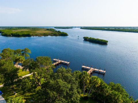 A home in PUNTA GORDA