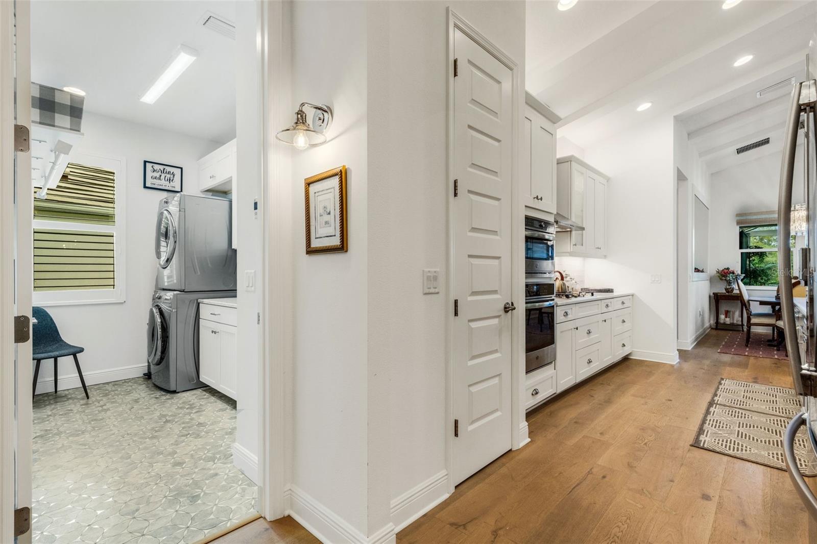 LAKEHOUSE COVE/WATERSIDE PH 1 - Residential