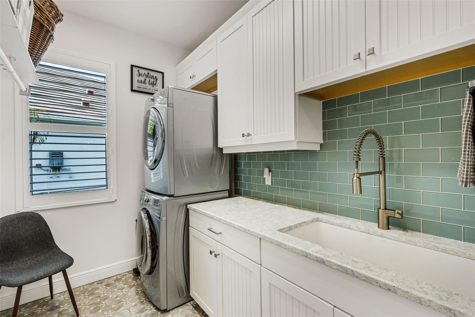 LAKEHOUSE COVE/WATERSIDE PH 1 - Residential