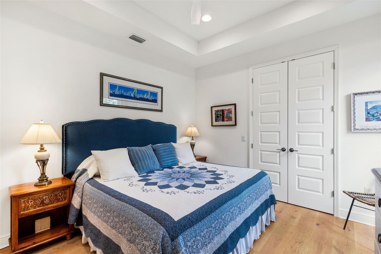 LAKEHOUSE COVE/WATERSIDE PH 1 - Residential