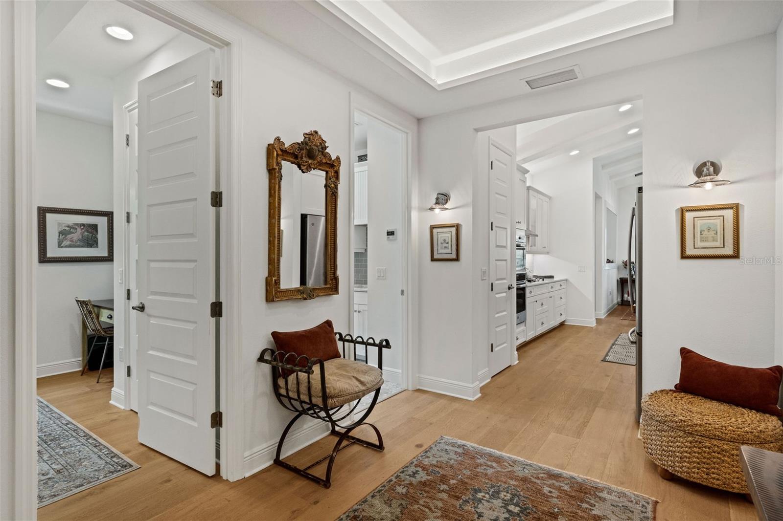 LAKEHOUSE COVE/WATERSIDE PH 1 - Residential